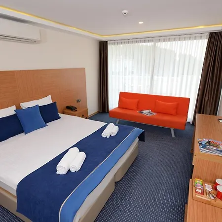 Hotel Saatli *