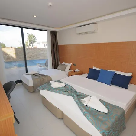 Saatli Hotel *