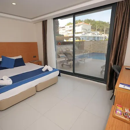 Saatli * Çeşme
